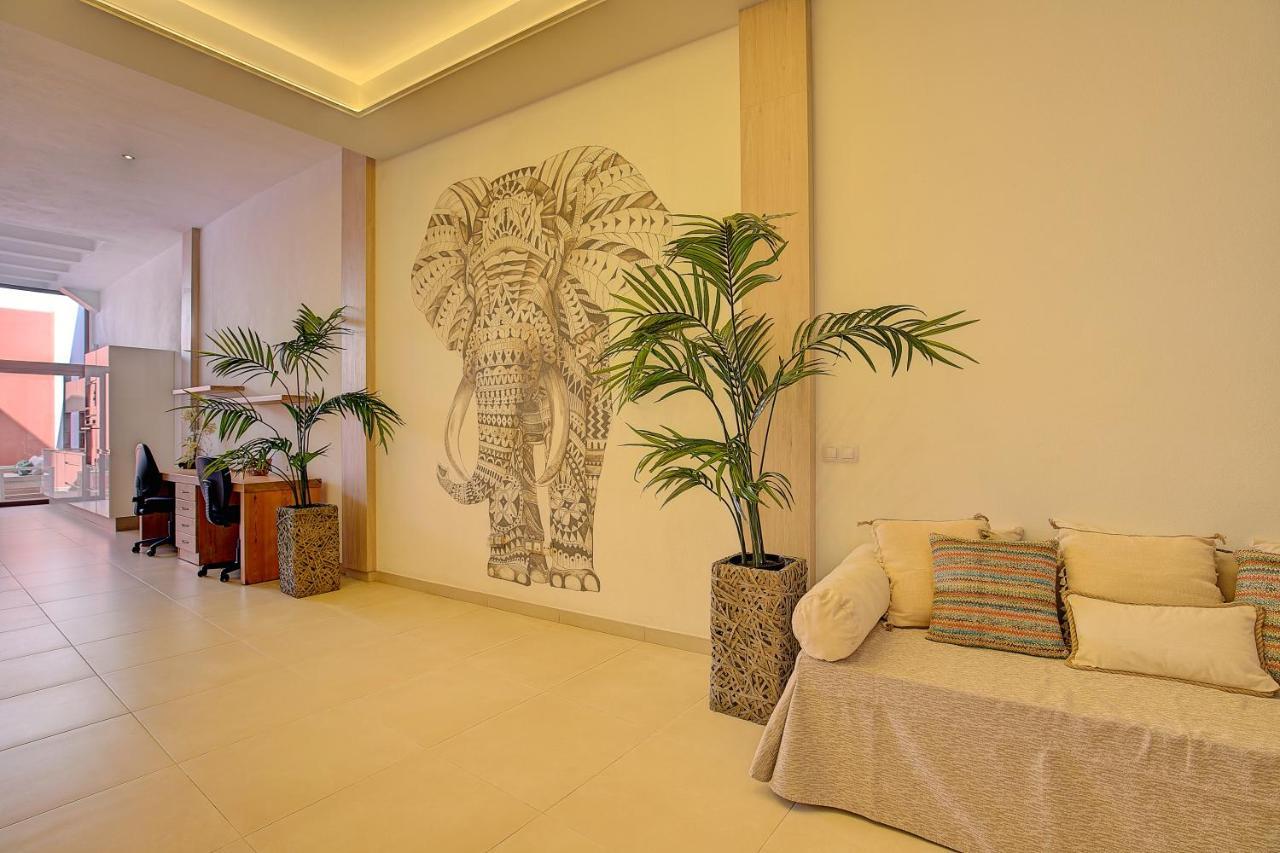 Elita Apartment 로스 야노스 데 아리다네 외부 사진